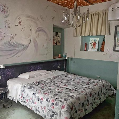 Cortiletto D'Alba Camere Con Ristorante Dış mekan fotoğraf
