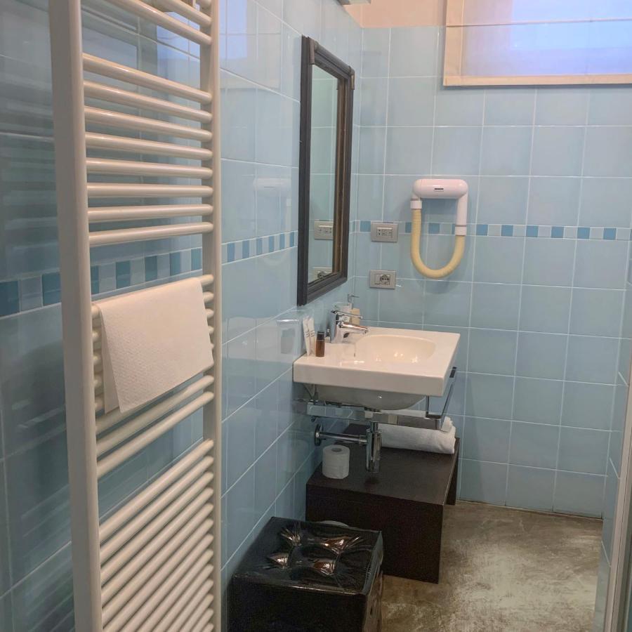 Cortiletto D'Alba Camere Con Ristorante Dış mekan fotoğraf