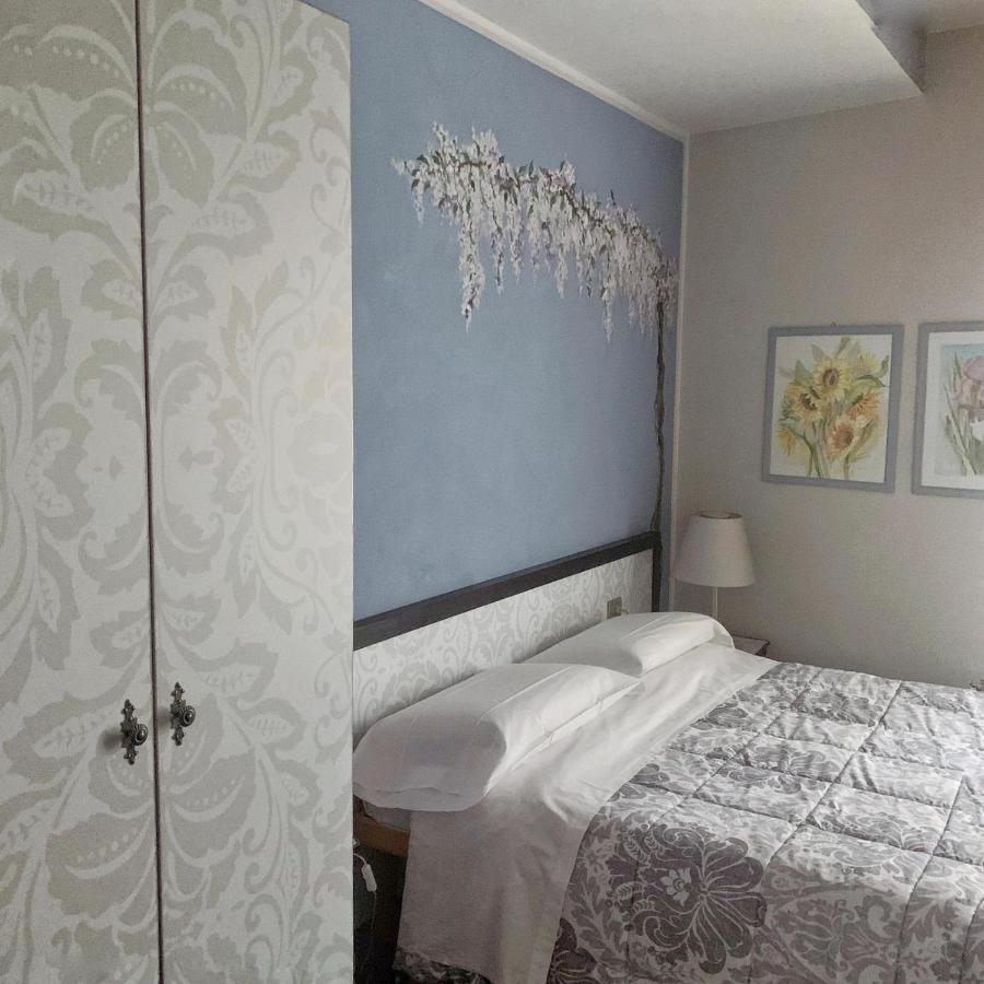Cortiletto D'Alba Camere Con Ristorante Dış mekan fotoğraf