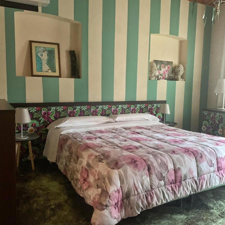 Cortiletto D'Alba Camere Con Ristorante Dış mekan fotoğraf